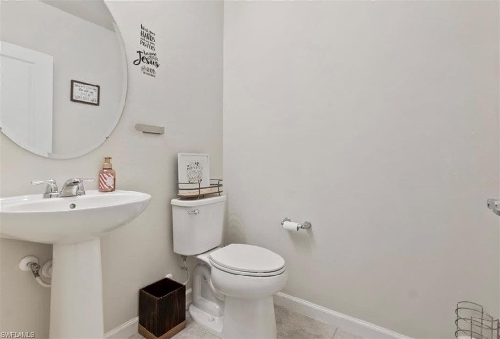 10804 Firebush CIR photo 6 of 23