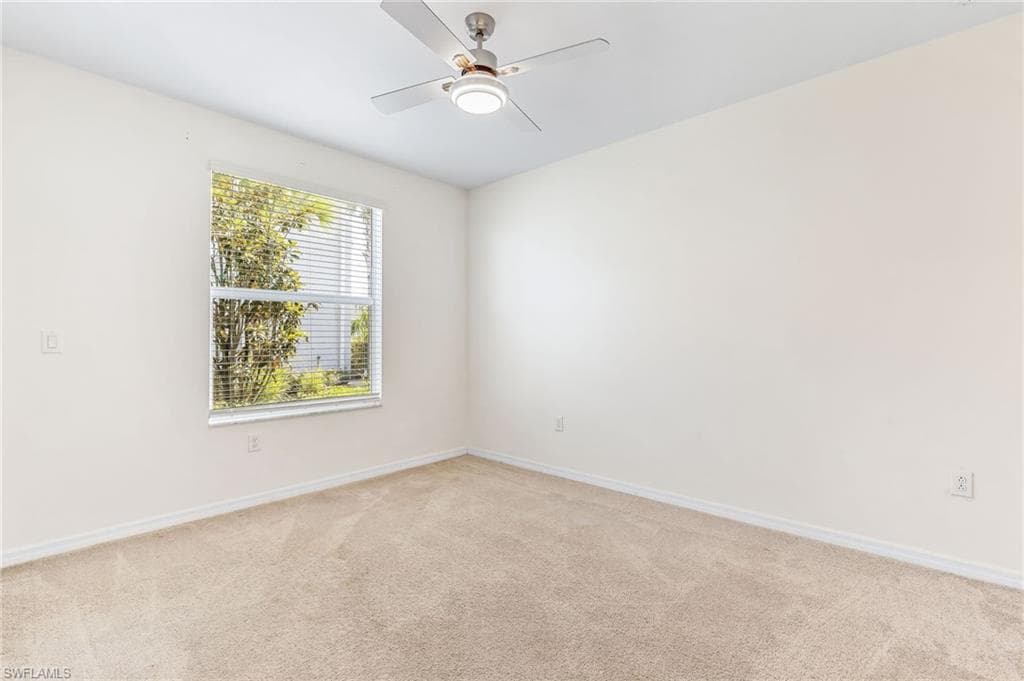 43051 Greenway BLVD 818 photo 13 of 44