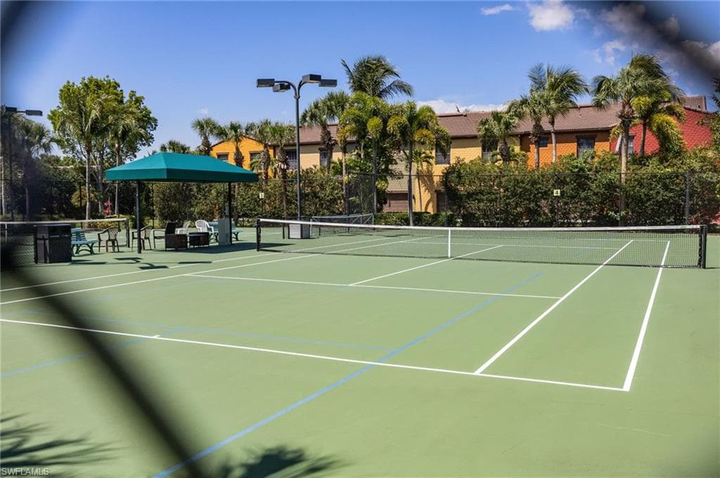 TENNIS