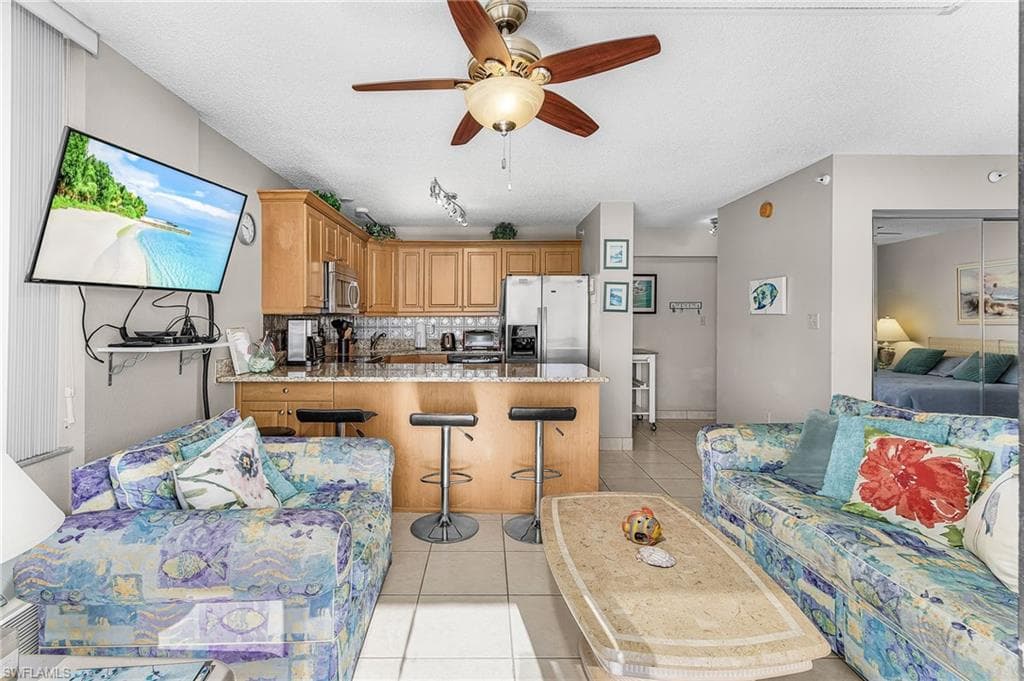 8701 Estero BLVD 907 photo 6 of 40