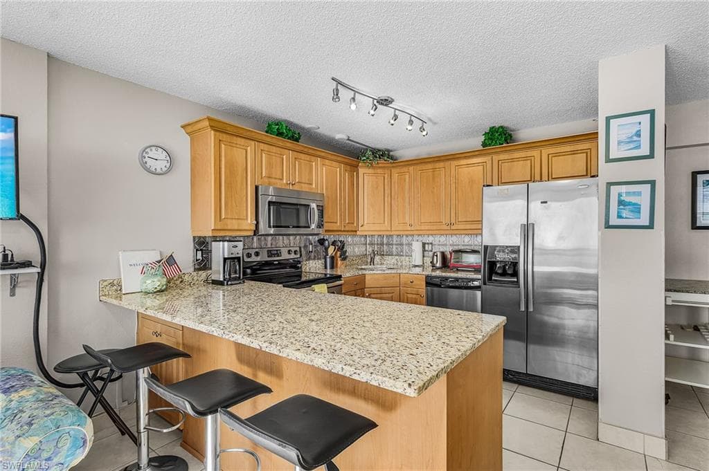 8701 Estero BLVD 907 photo 3 of 40