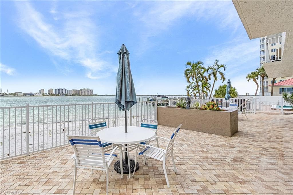 8701 Estero BLVD 907 photo 21 of 40