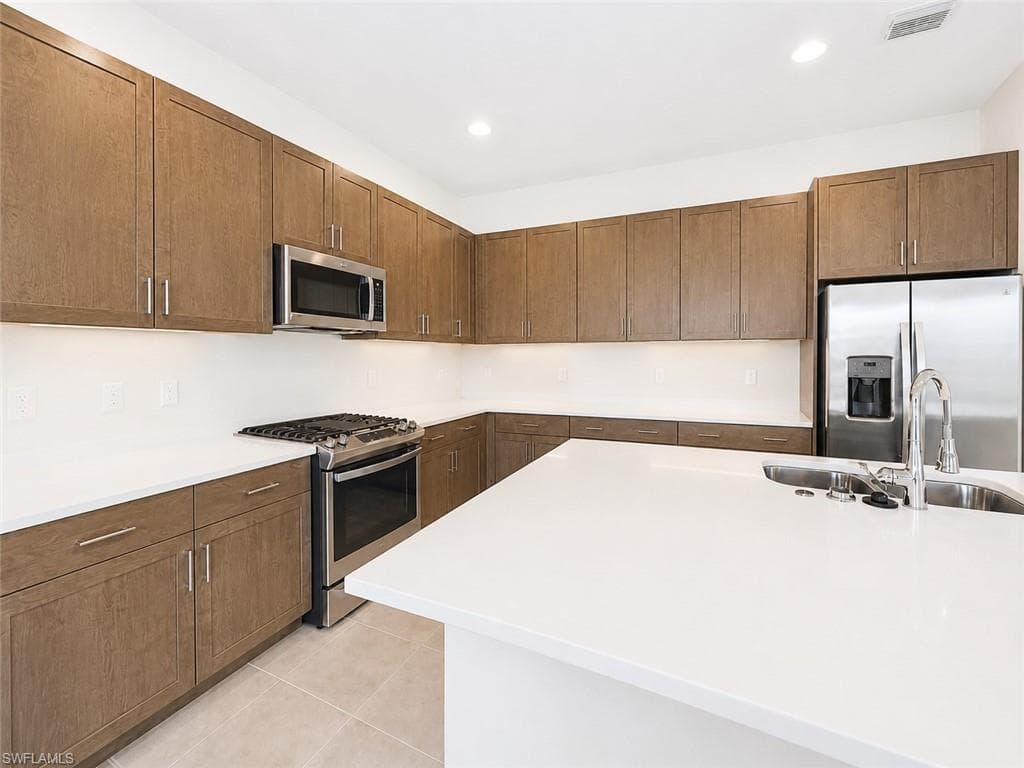 20921 Thistle Leaf LN photo 13 of 50