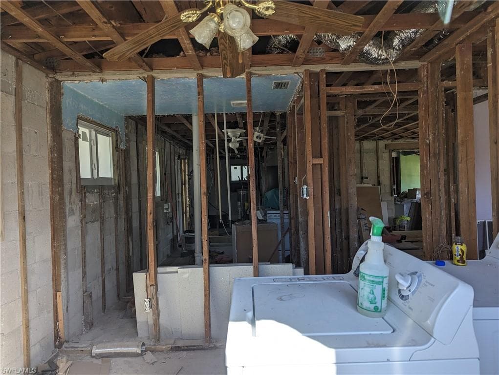 1802 Atlantic AVE photo 11 of 12