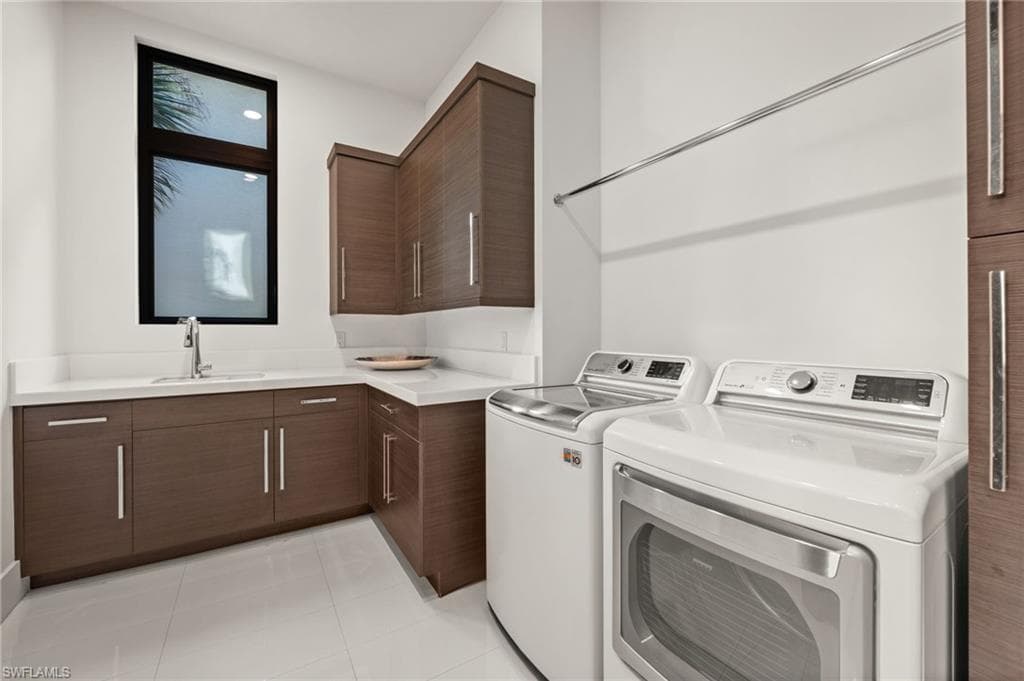 380 Trade Winds AVE photo 31 of 50