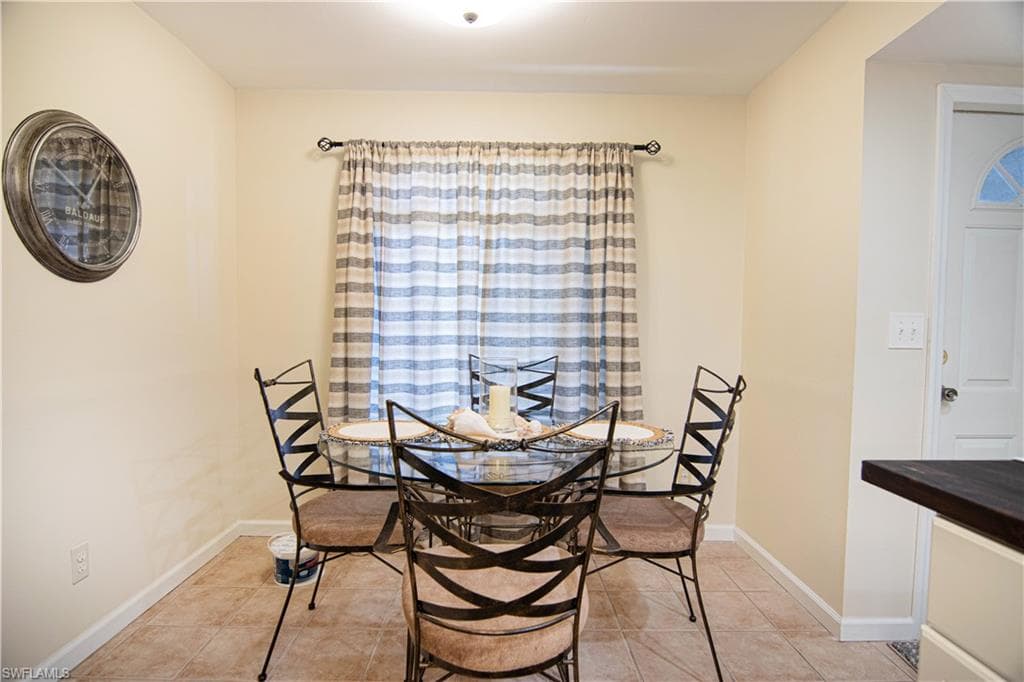 12191 Kelly Sands WAY 1502 photo 6 of 25