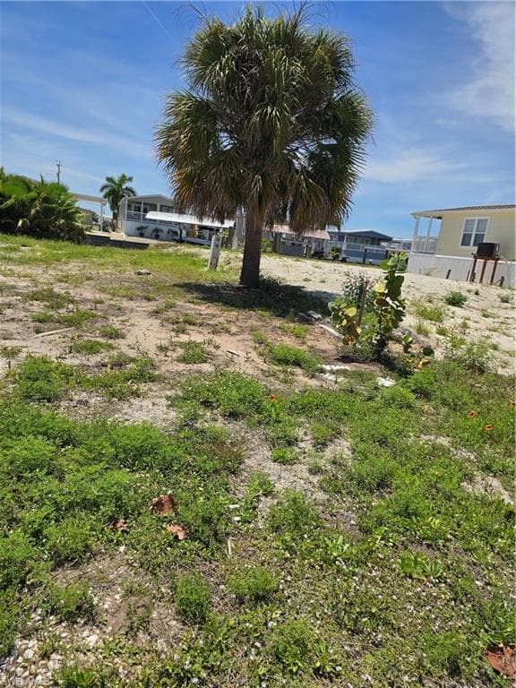 3063 YORK RD photo 8 of 9