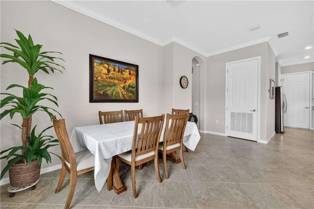 1170 Genovesa CT photo 11 of 45