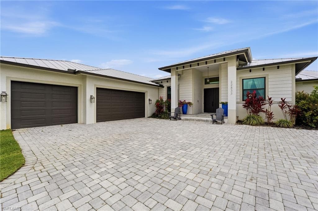 22833 Yellow Button LN photo 2 of 45