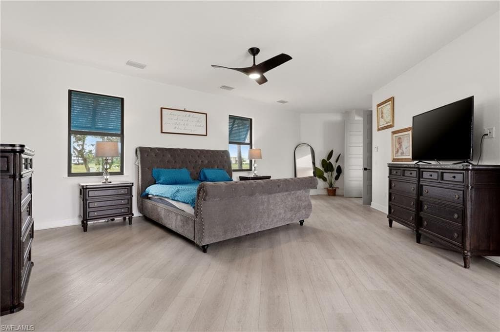 22833 Yellow Button LN photo 18 of 45