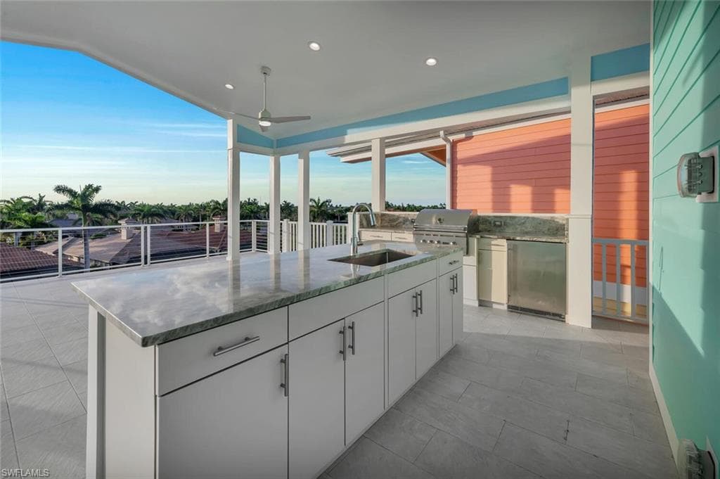 Outdoor kitchen
