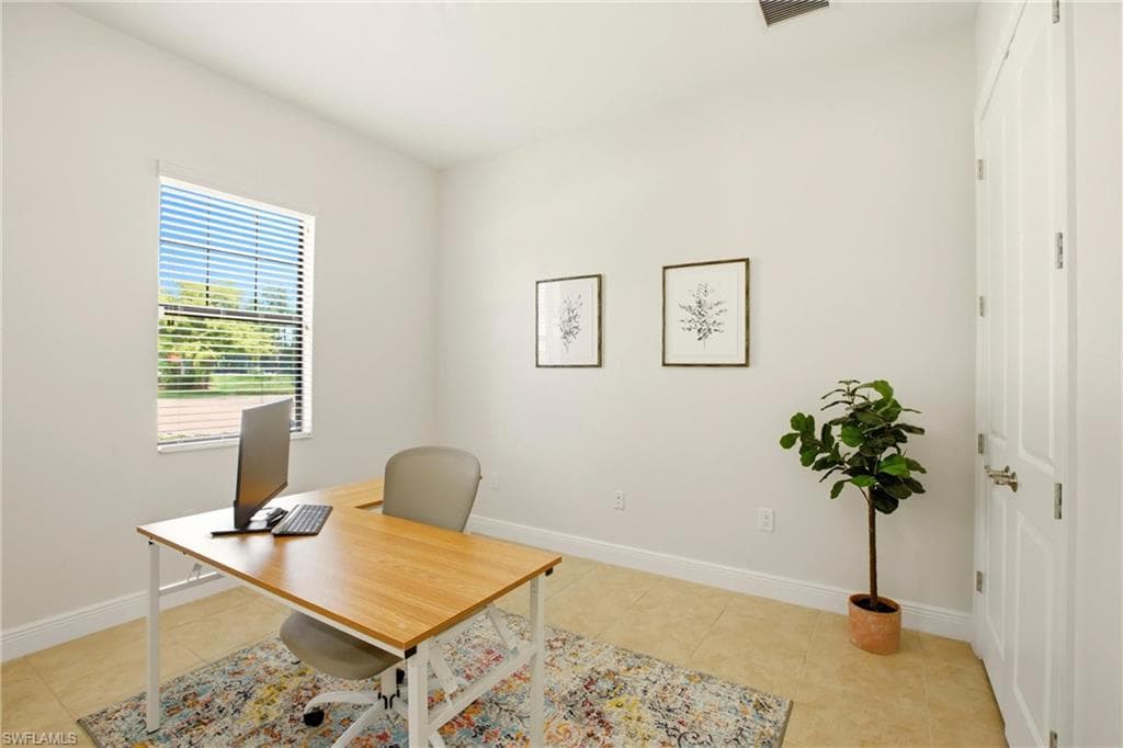 Office / 4th Bedroom