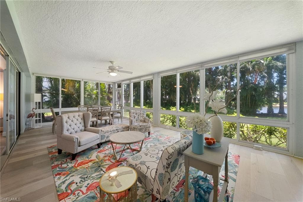 760 Waterford DR #101 photo 25 of 41