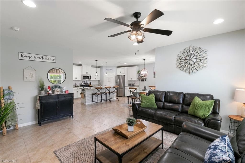3215 Birchin LN photo 12 of 39