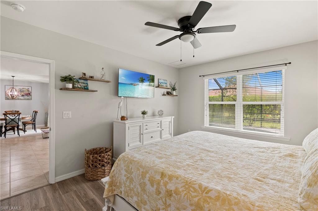 3215 Birchin LN photo 14 of 39