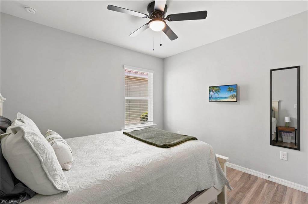 3215 Birchin LN photo 19 of 39