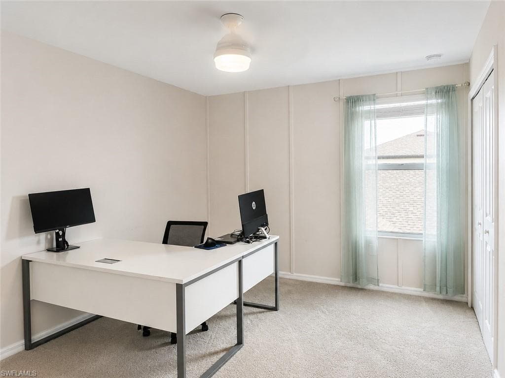CURRENTLY USED AS OFFICE -FITS KING BED