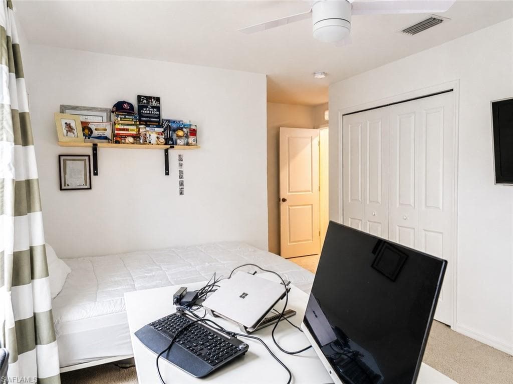 CURRENTLY USED AS OFFICE -FITS KING BED