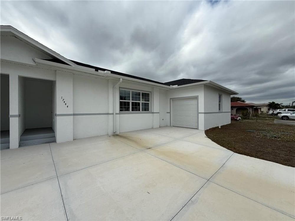 17444 Barbara DR photo 2 of 10