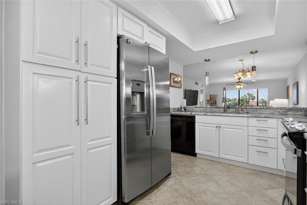 12191 Kelly Sands WAY 1518 photo 12 of 50