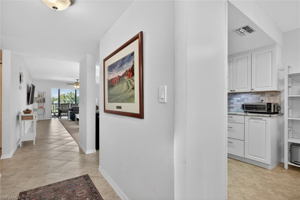 12191 Kelly Sands WAY 1518 photo 7 of 50