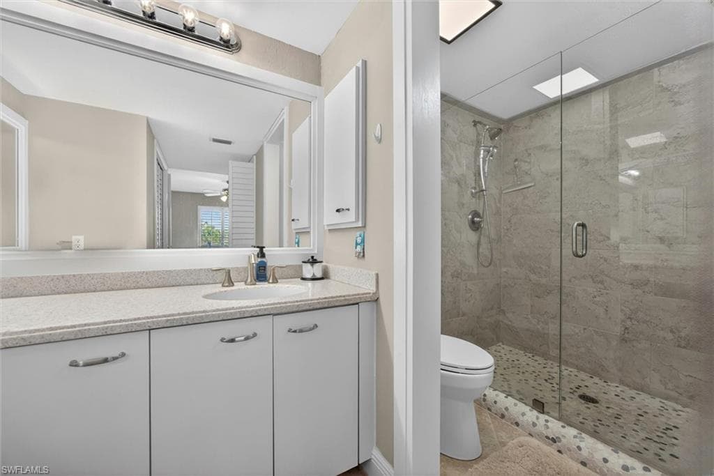12191 Kelly Sands WAY 1518 photo 18 of 50