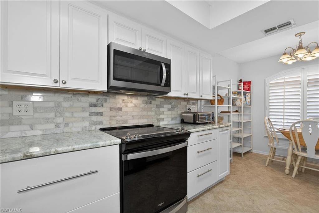 12191 Kelly Sands WAY 1518 photo 11 of 50