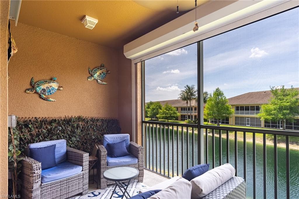 1102 Winding Pines CIR 206 photo 1 of 32