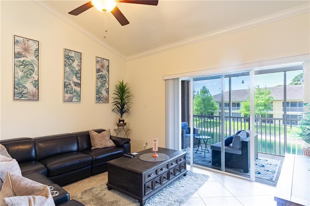 1102 Winding Pines CIR 206 photo 11 of 32