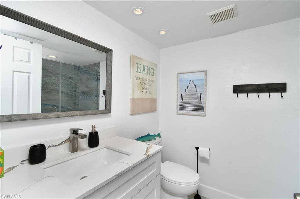 12150 Kelly Sands WAY 607 photo 14 of 45