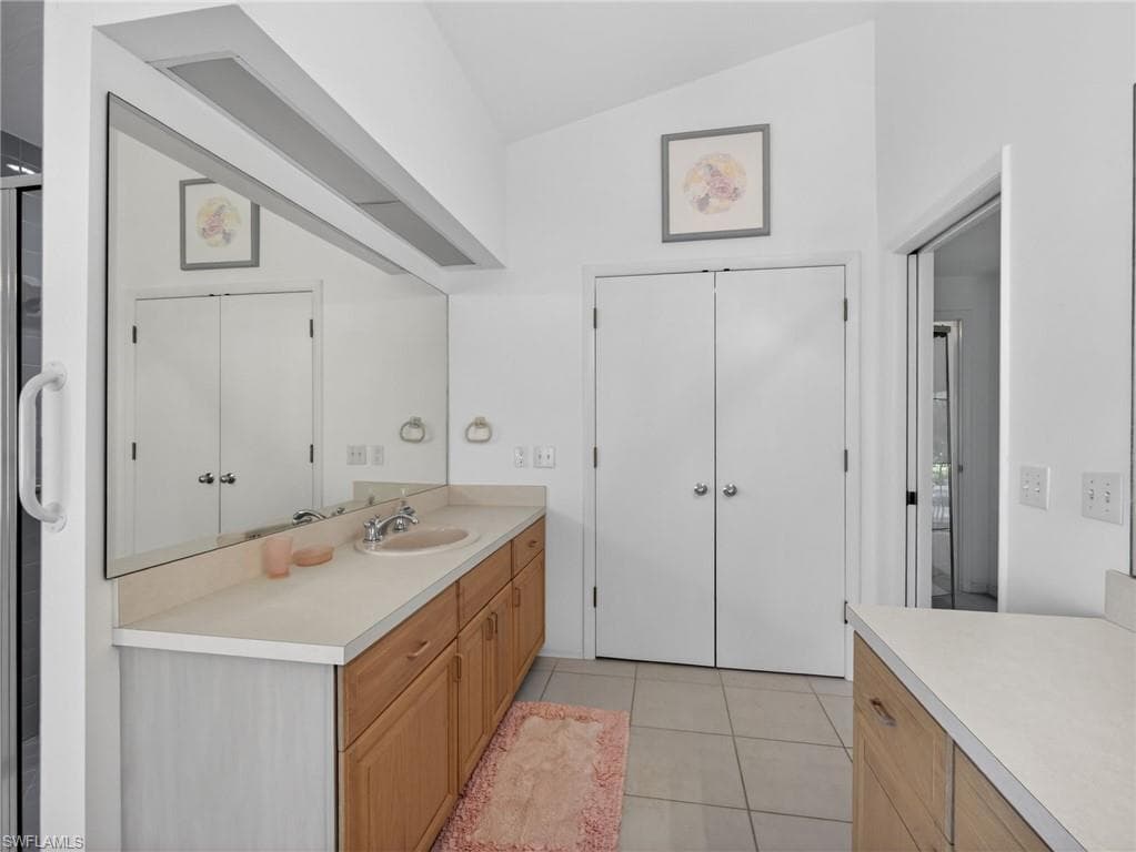 MASTER BATHROOM VIEW #5