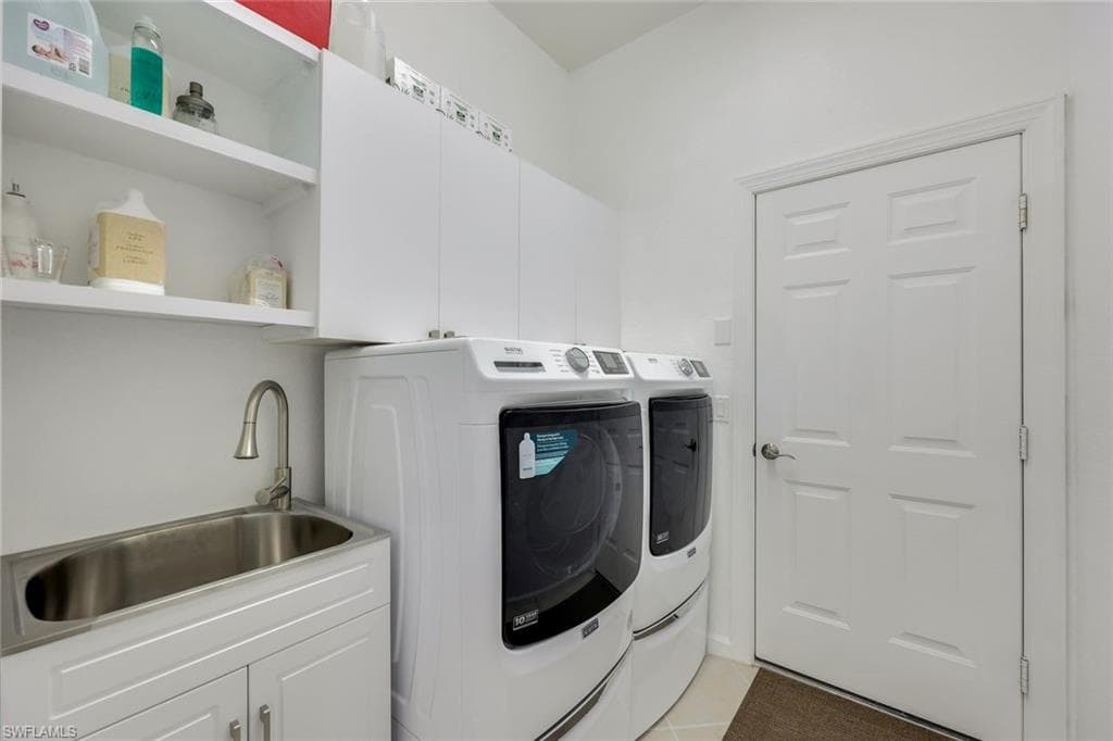 16221 Parque LN photo 17 of 20
