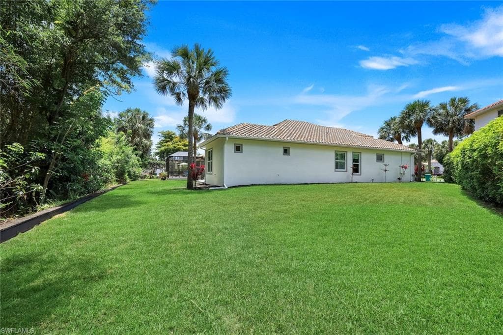 16221 Parque LN photo 18 of 20