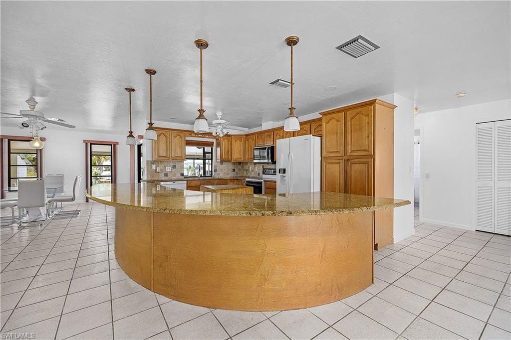 16201 Porto Bello ST photo 7 of 37