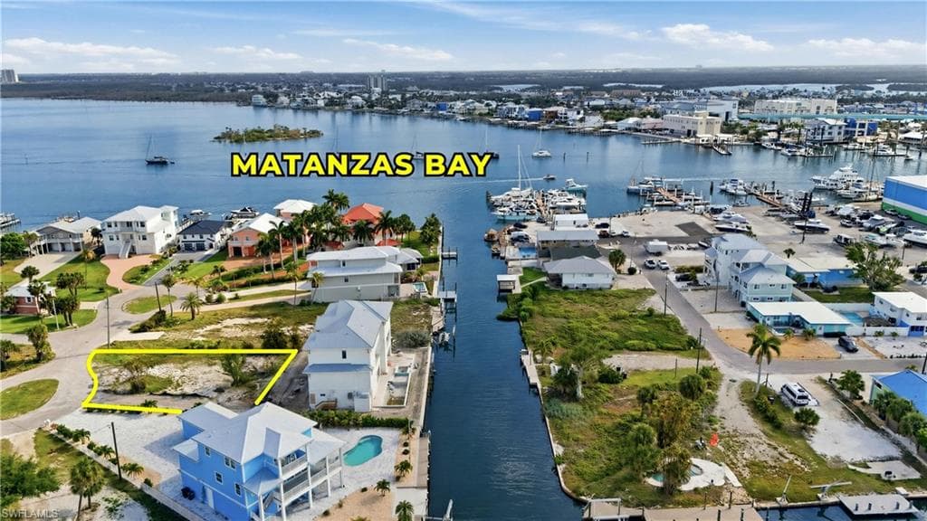 Waterfront land parcel with direct canal access - Virtually Edited Image