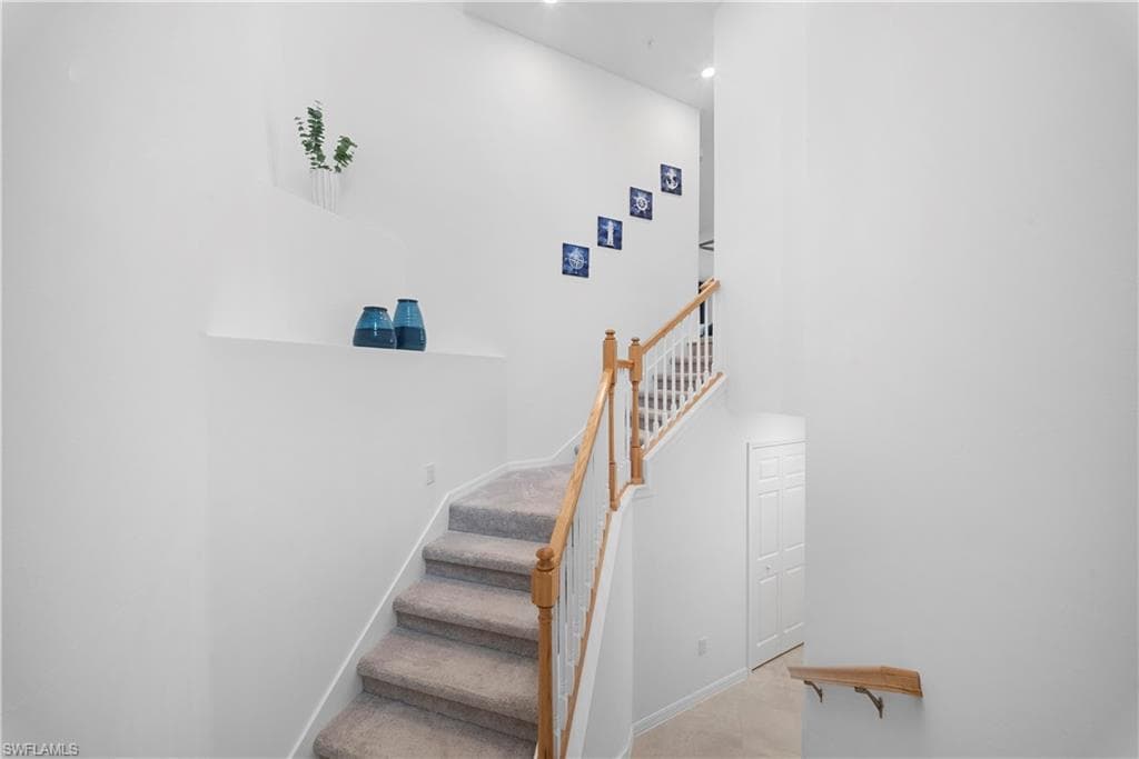 43285 Water Bird WAY 5422 photo 2 of 36
