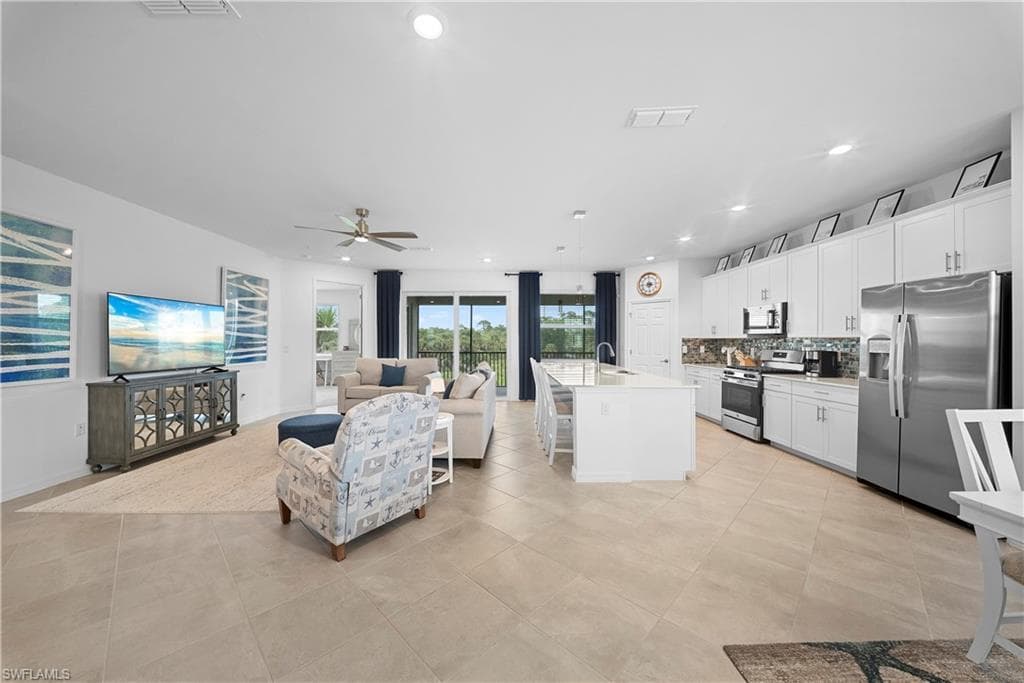43285 Water Bird WAY 5422 photo 4 of 36