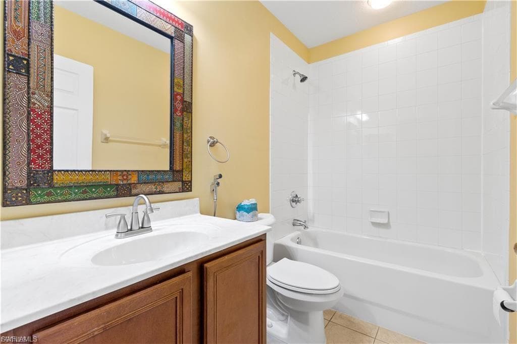 2448 Laurentina LN photo 17 of 37