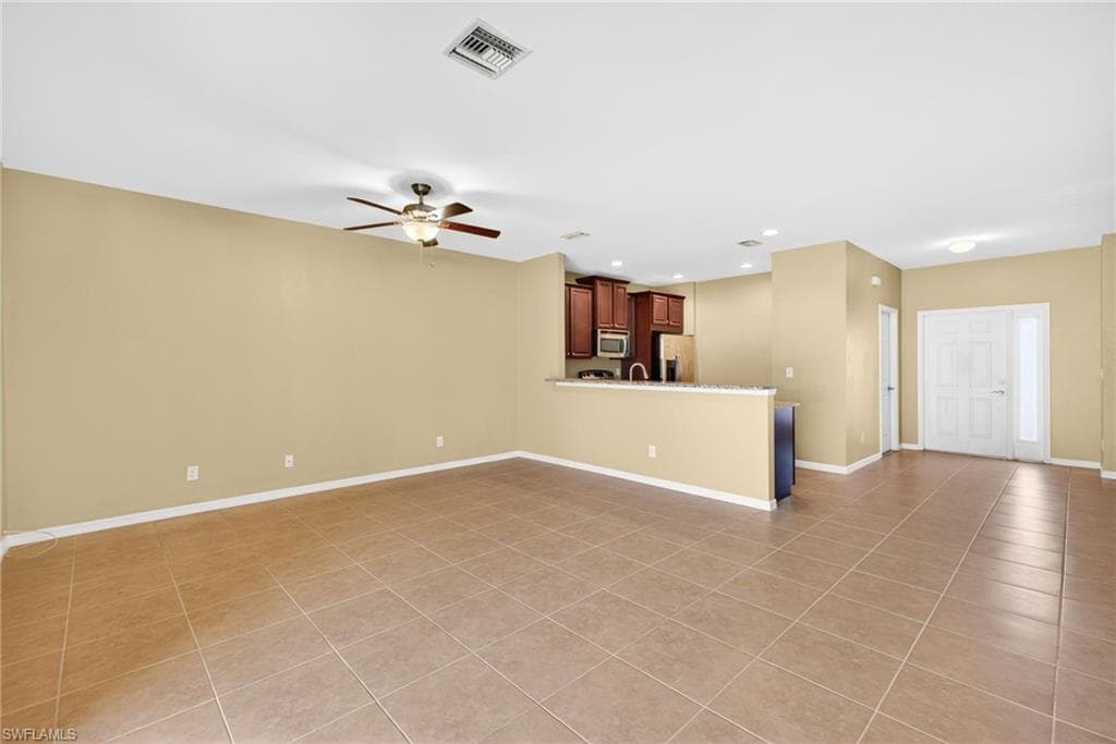 3806 Clearbrook LN photo 9 of 36