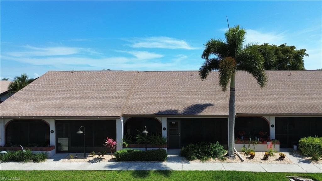 11901 Caraway LN 104 photo 1 of 17