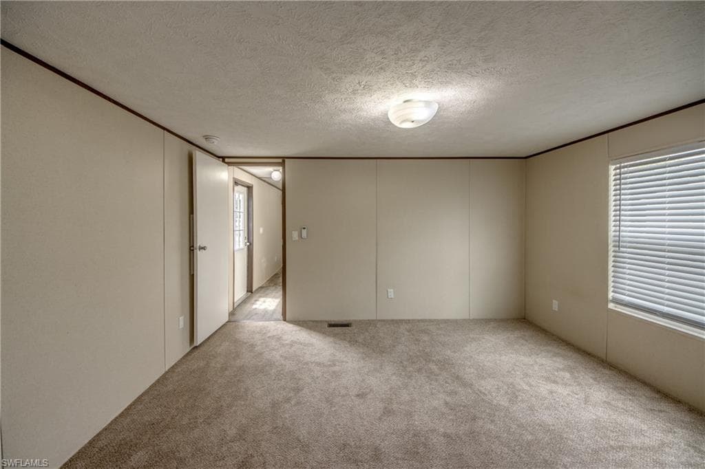 352 Sacramento ST photo 24 of 33
