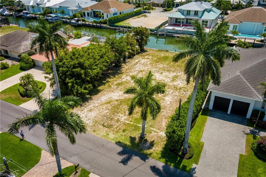 2165 Tarpon RD photo 10 of 24
