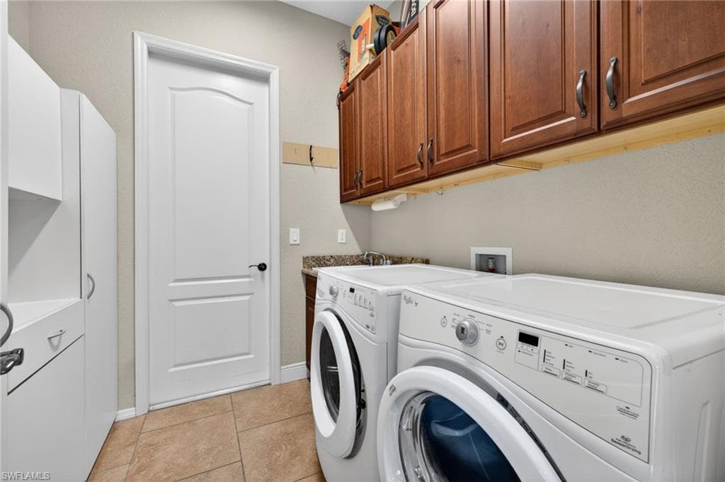Laundry off of the kitchen