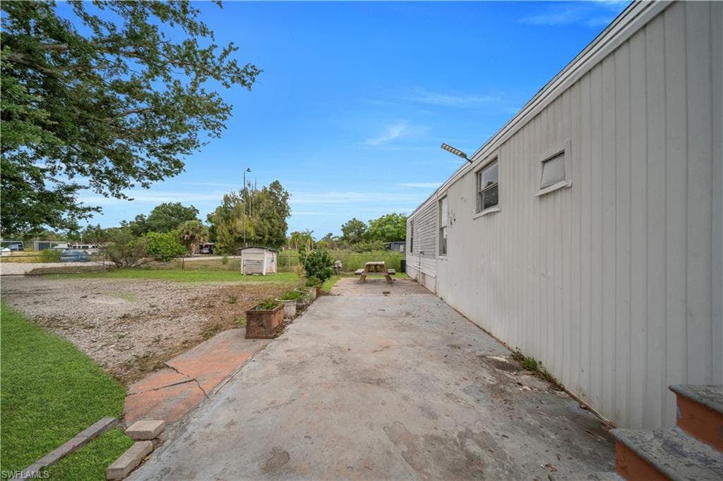 8106 Penny DR photo 28 of 39
