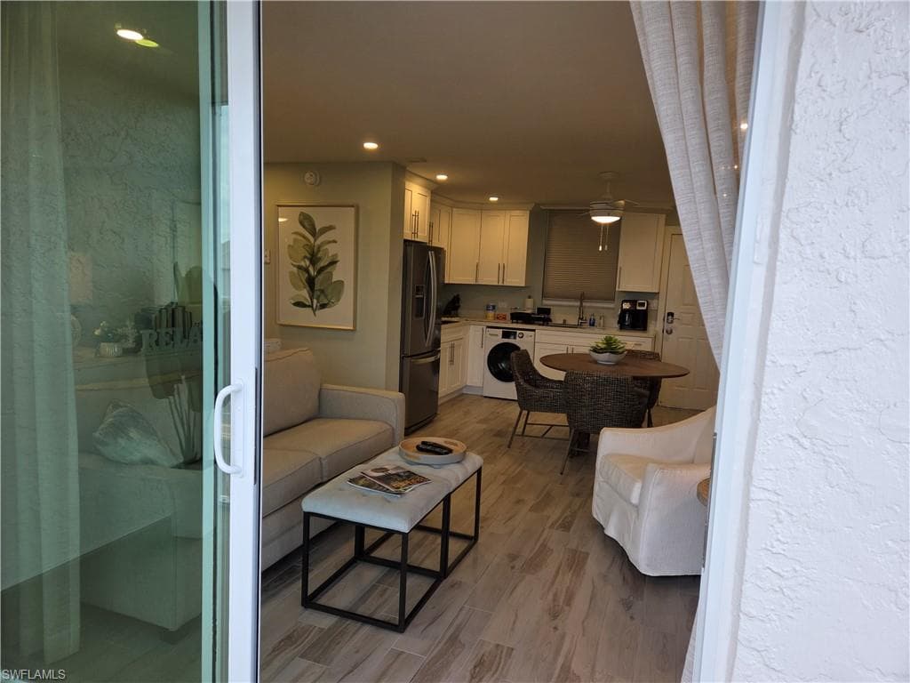 5500 Bonita Beach RD 508 photo 14 of 36