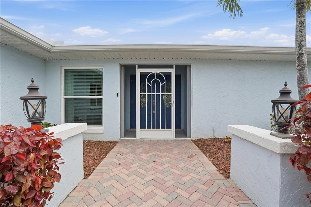 13794 River Forest DR photo 2 of 50