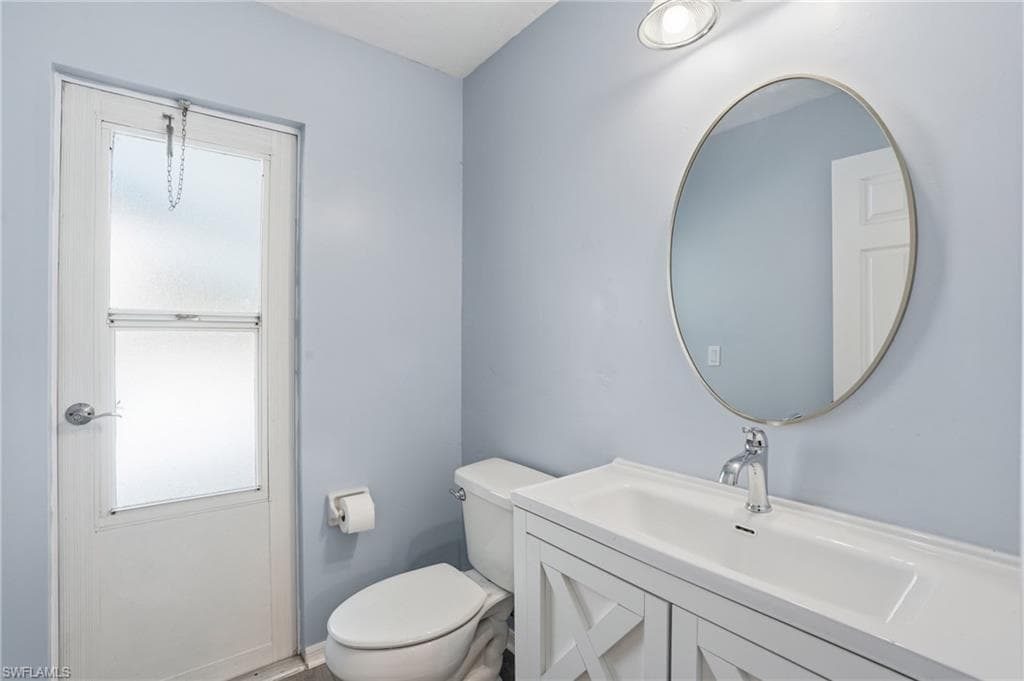 17306 Meadow Lake CIR photo 18 of 39