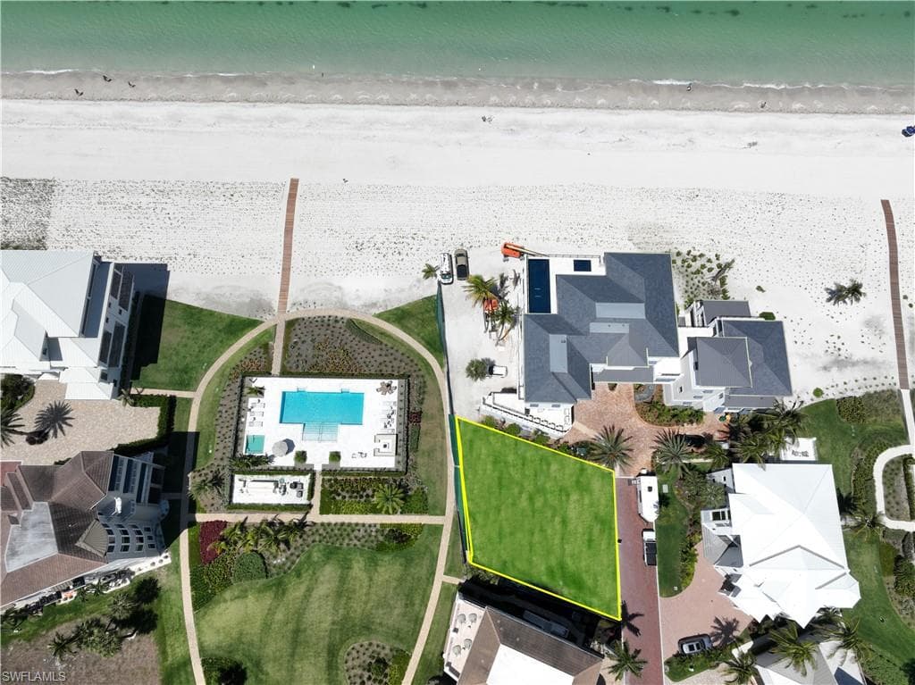 108 Bonaire LN photo 1 of 17
