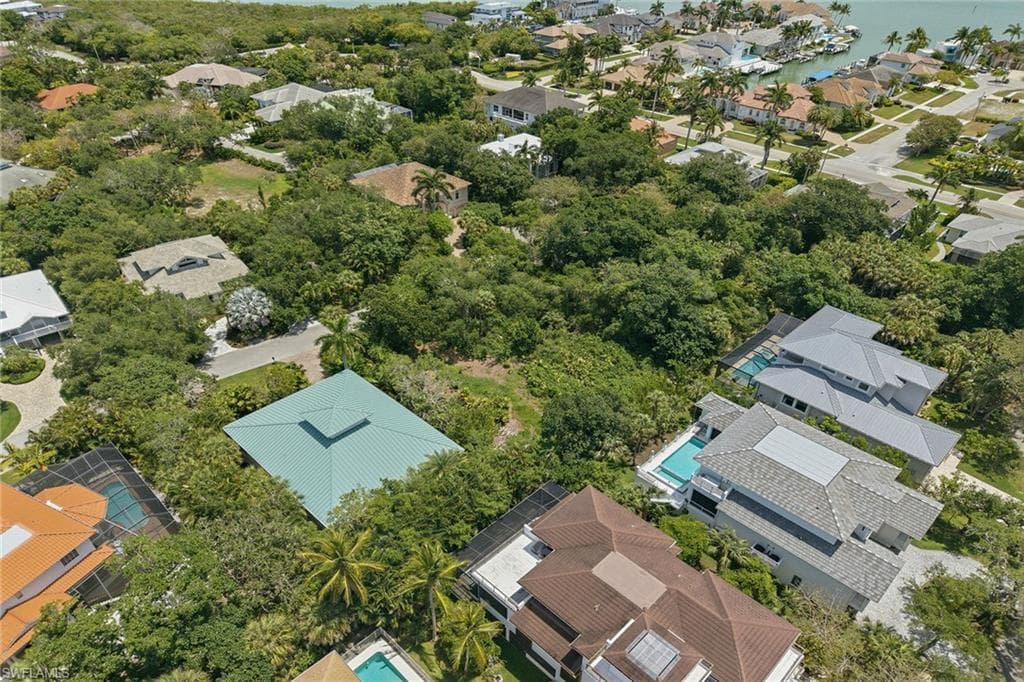 375 Gumbo Limbo LN photo 6 of 50