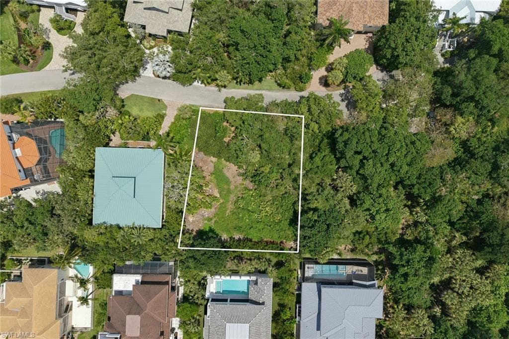 375 Gumbo Limbo LN photo 17 of 50